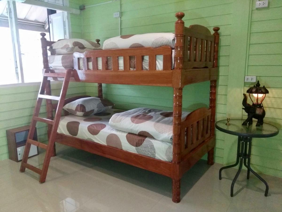 La Rivetta Bangkok Hostel Bagian luar foto
