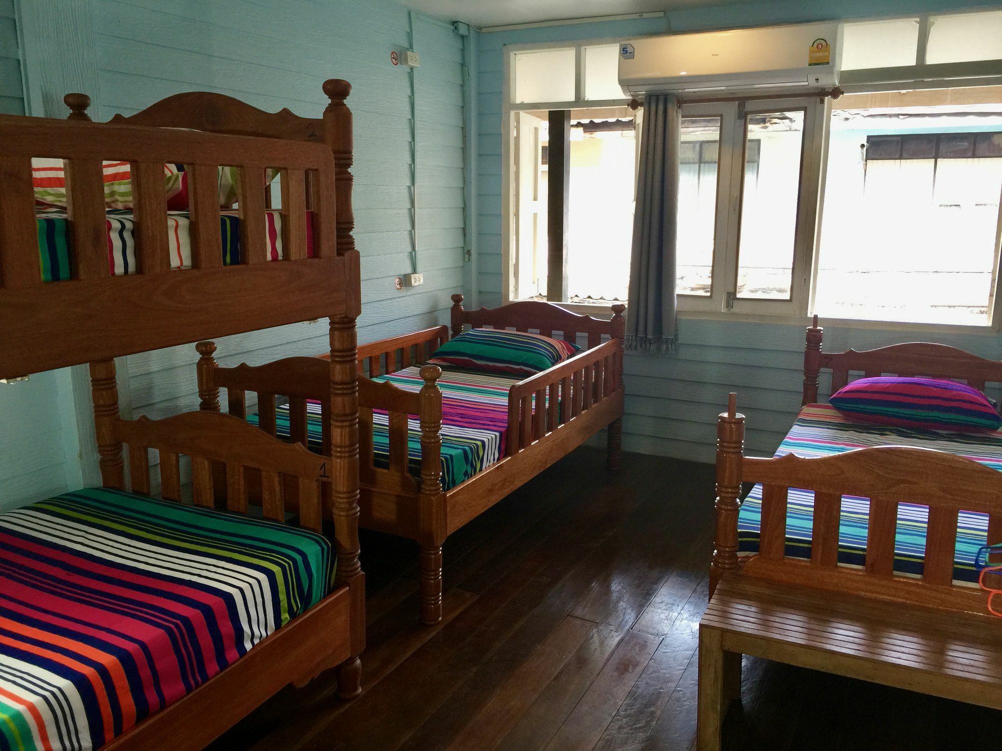La Rivetta Bangkok Hostel Bagian luar foto