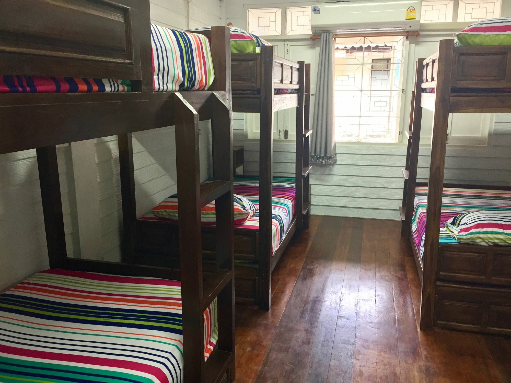 La Rivetta Bangkok Hostel Bagian luar foto