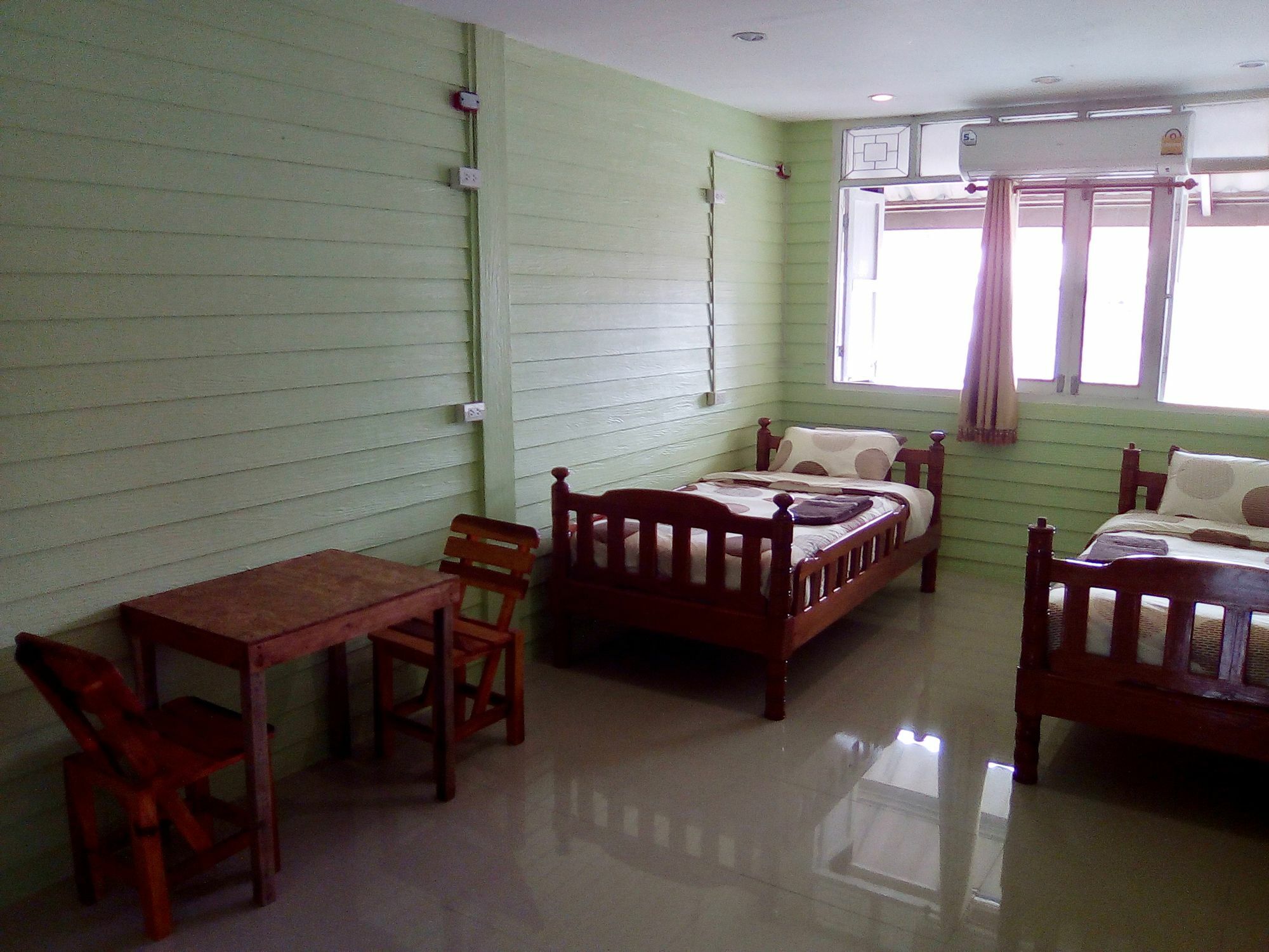 La Rivetta Bangkok Hostel Bagian luar foto